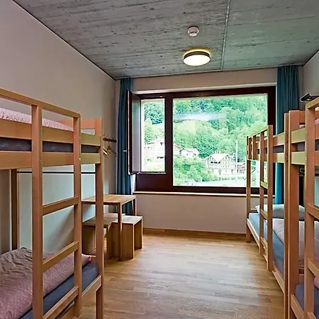 Otel Youth 2*
